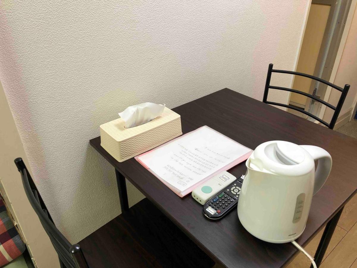 Guest House Zwell Hakata Ohori Park Fukuoka  Luaran gambar